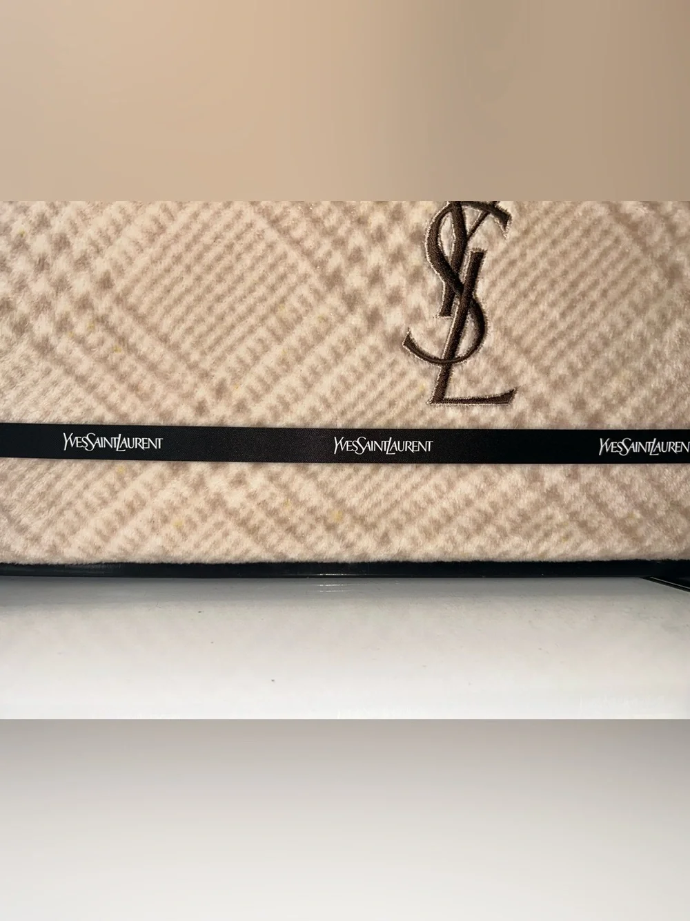 YSL Yves Saint Laurent Double Layered Meyer Comforter Brand New